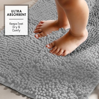 Light Gray Chenille Bath Mat with Non-Slip Rubber Backing, 20x32