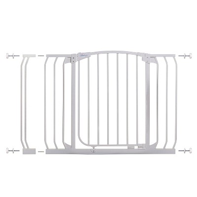 Dreambaby L798W Chelsea 38 to 46 Inch Wide Auto-Close Baby & Pet Wall to Wall Safety Gate w/ Stay Open Feature for Doors, Stairs, and Hallways, White