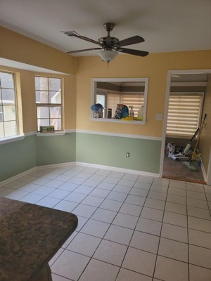 Guest review image 2 of 3, zoom in