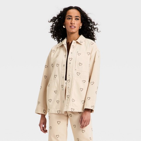 Женские куртки Universal Thread Women's Heart Embroidered Chore Denim Jacket - Universal Thread™ Cream S