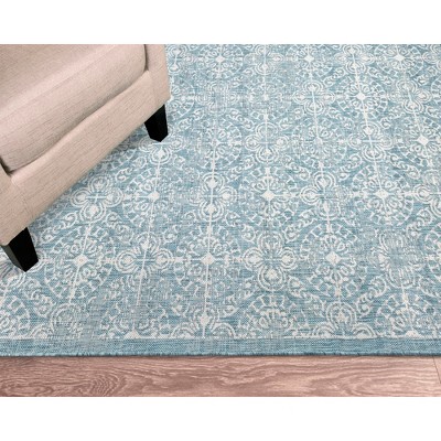 Antique Aqua Medallion 58.5" Square Synthetic Indoor/Outdoor Rug
