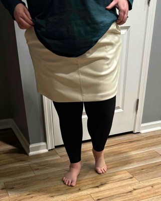 Selfie Sunday] Felt cute! Skirt is older and from Target, shirt is older  and from Kmart but I finally got my chub rub shorts from Snag tights and  they're the BEST! 