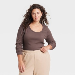 Women's Long Sleeve Rib Scoop Neck T-Shirt - Universal Thread™ - 1 of 3