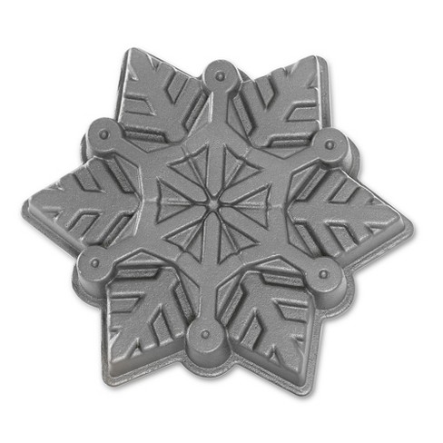 Irvins Tinware: 21.5-Inch Wooden Slat Snowflake