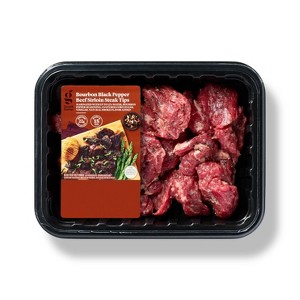 Bourbon Black Pepper Beef Sirloin Steak Tips - 13oz - Good & Gather™ - 1 of 3