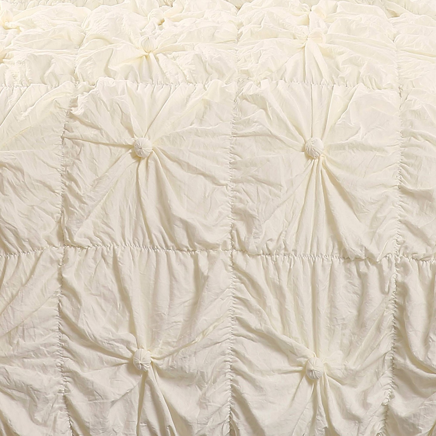 Комплект с одеялом Lush Decor Full/Queen Bella Comforter Set Ivory - Lush Décor: Shabby Chic Midweight Microfiber Bedding with Ruching, 3 Pieces, цвет: Слоновая кость — фото 3