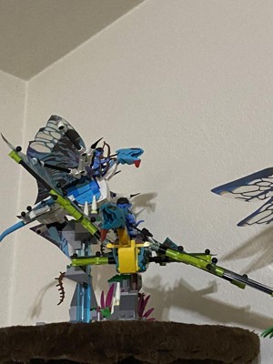 LEGO Avatar Jake & Neytiri First Banshee Flight 75572 Building Toys -  Pandora Movie Inspired Set with 2 Banshee Figures, 2 Minifigures, Glow in  The