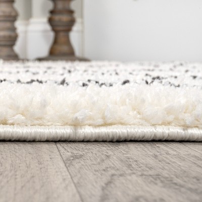 4' x 6' Black Diamond Shag Synthetic Area Rug