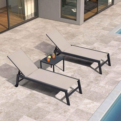 PURPLE LEAF Patio Chaise Lounge Set 2 Pieces Textilene Pool Lounge Chairs with Wheels Sunbathing Chair for Outdoor, Beach, Yard, Side Table Included
