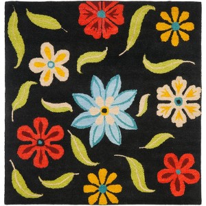 Blossom BLM678 Hand Hooked Indoor Rugs - Safavieh - 1 of 4