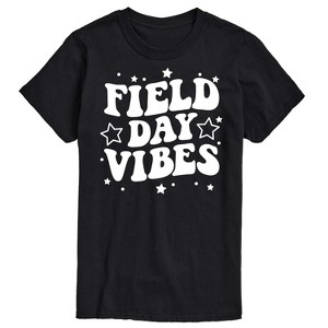 Men's - Instant Message - Field Day Vibes Short Sleeve Graphic T-Shirt - 1 of 4