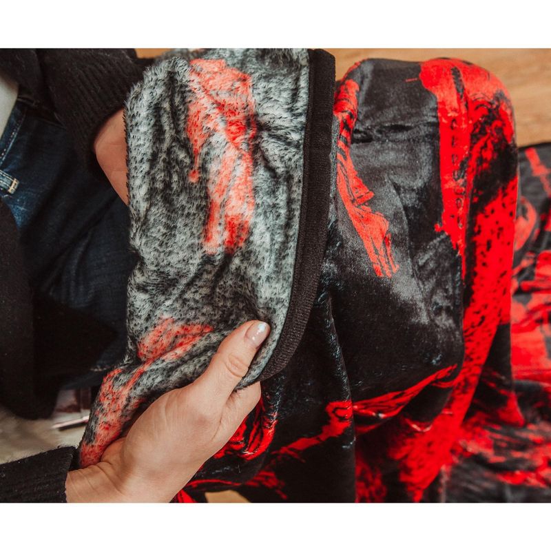 Just Funky Gears of War Crimson Omen Lightweight Fleece Throw Blanket | 50 x 60 Inches, 5 of 8
