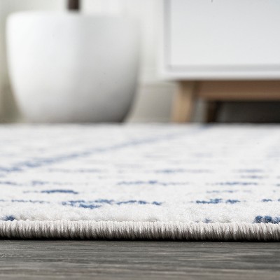 Ivory and Navy Diamond Pattern 8' x 10' Area Rug