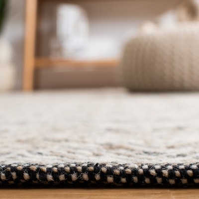 Bohemian Bliss Hand-Woven Kilim Wool Area Rug - Multicolor