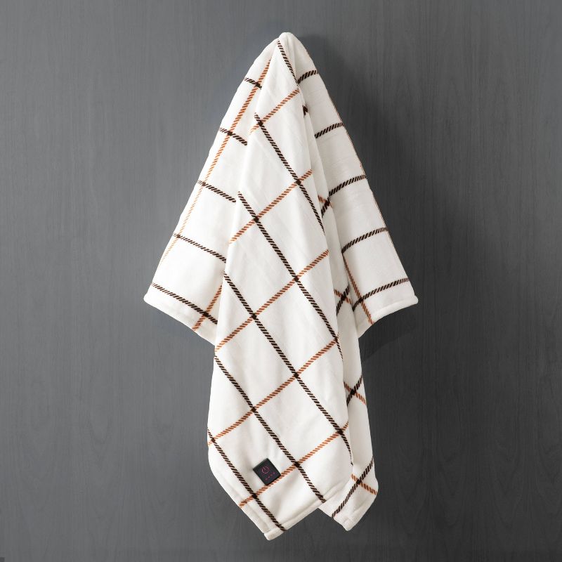 50"x60" Cozy Heated Throw Blanket - Brookstone, 4 of 12