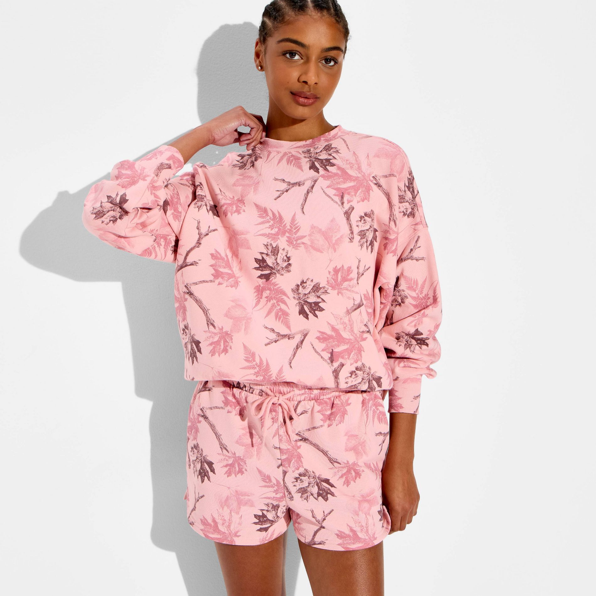 Women's Camo Fleece Graphic Pullover Sweatshirt - Pink L