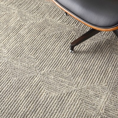 Gray Hand-Tufted Wool 4' x 6' Rectangular Rug