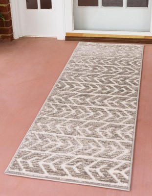 Ivory and Brown Synthetic Outdoor Runner Rug 2' x 8' - Easy Care and Reversible