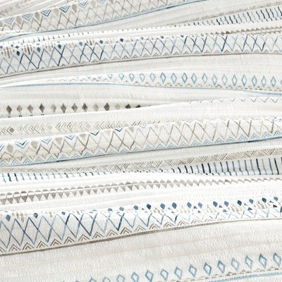 King Black and White Reversible Microfiber Quilt Set