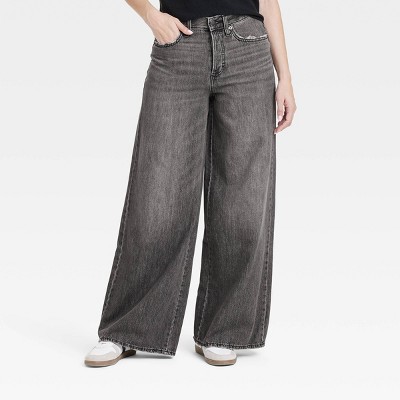 Women's Mid-Rise Super Wide Leg Jeans - Universal Thread™