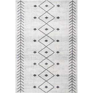 Nuloom Kimia Diamond Indoor Area Rug 5x7 Off-White - 1 of 4