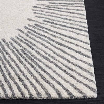 Safavieh Deco Vibes Ivory & Grey Tufted Wool Square Rug