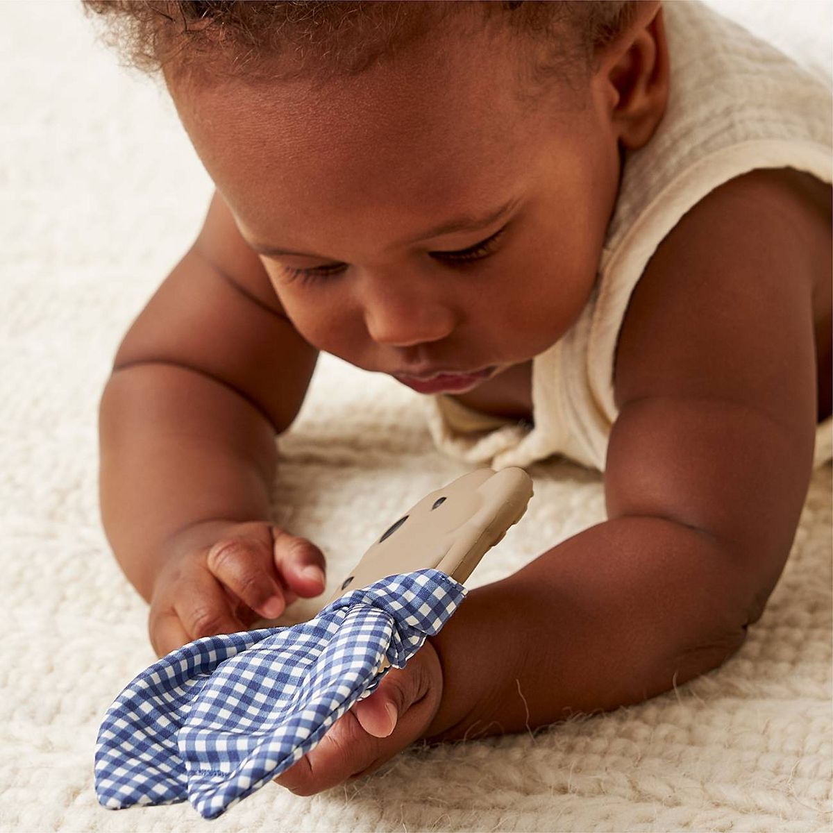 Itzy Ritzy Crinkle Crew Silicone Baby Teether with Crinkle Tie - thumbnail 3