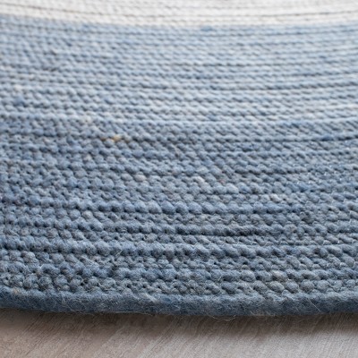 Ivory and Blue Round Braided Wool Area Rug, 6'