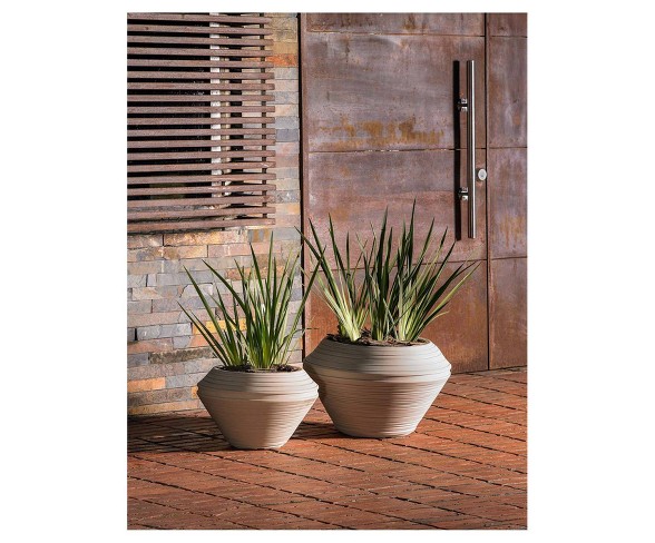 29" Daniel Planter - Desert - Crescent Garden