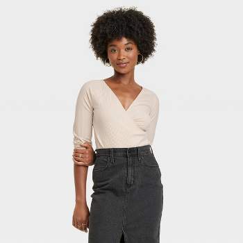 Women's Slim Fit Long Sleeve V-Neck Wrap Shirt - Universal Thread™