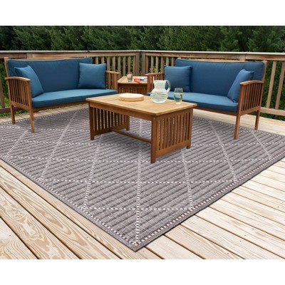 Charcoal Checker Diamond 95" Round Synthetic Area Rug