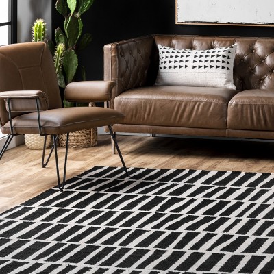 Handmade Black Geometric Wool Area Rug 8' x 10'