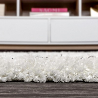 8' x 10' Grey and Ivory Trellis Shag Rug