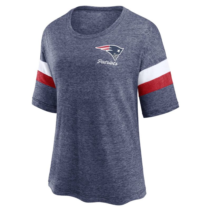 NFL New England Patriots Women&#39;s Weak Side Blitz Marled Left Chest Short Sleeve T-Shirt, 2 of 4