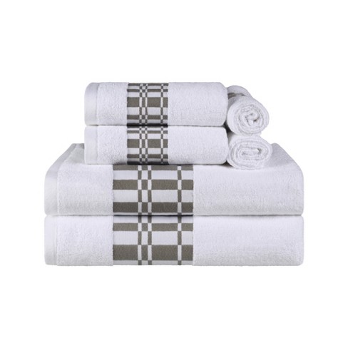 Black And White Geometric Bath Towels