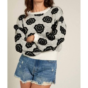 Women's Flower Pattern Sweater - EN CREME - 1 of 3