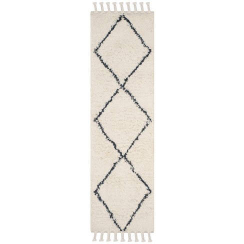 Casablanca CSB726 Hand Tufted Indoor Rug - Safavieh - image 1 of 4