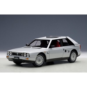 Lancia Delta S4 Grey 1/18 Diecast Model Car by Autoart - 1 of 4
