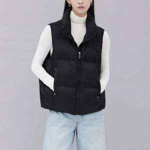 Women’s Lightweight Puffer Vest Packable Warm Winter Puffy Vest - 1 of 4