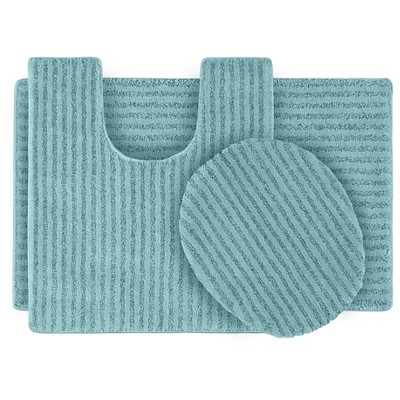 small rubber bath mat