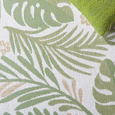 Ivory and Green Rectangular Synthetic Indoor/Outdoor Area Rug 8' x 10'