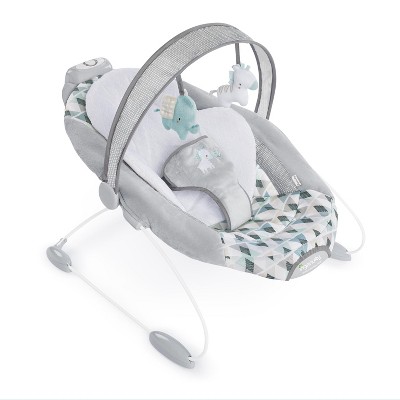 Ingenuity SmartBounce Automatic Baby Bouncer Seat with Music & Nature Sounds