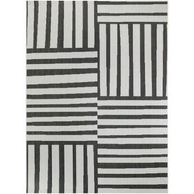 5'x7' Mod Directional Lines Outdoor Rug Black - Project 62™