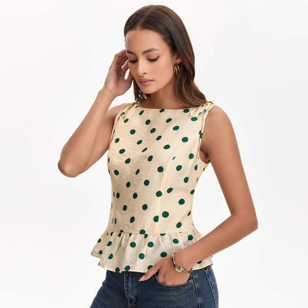 Top de cuello barco con volante en el dobladillo para mujer - A New Day™ Lunares beige claro 4