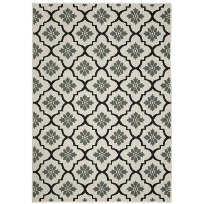Oriental Weavers Torrey 5562E Light Grey/ Black Indoor/Outdoor Area Rug - 5'3" x 7'3"