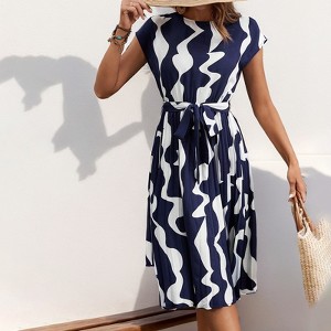 Women's Short Sleeved Round Neck Tie Waist Pleated Midi Dress Geometric Patterns - 1 of 4