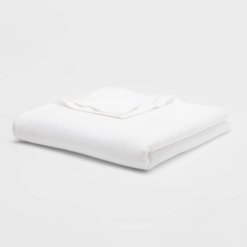 Full queen 100 Cotton Bed Blanket White Threshold Lightweight Woven Gender Neutral Oeko tex Certified Target