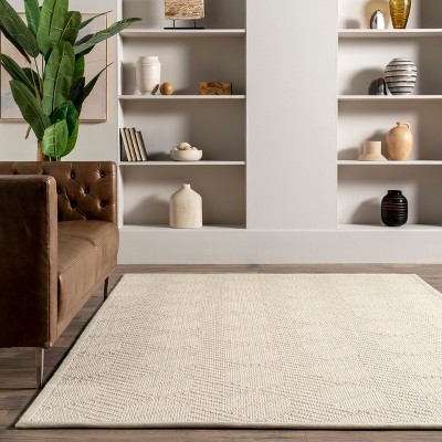 Handcrafted 4' x 6' Cream Wool and Sisal Blend Area Rug