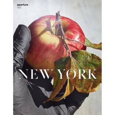 New York - (Aperture Magazine) by  Aperture (Paperback)