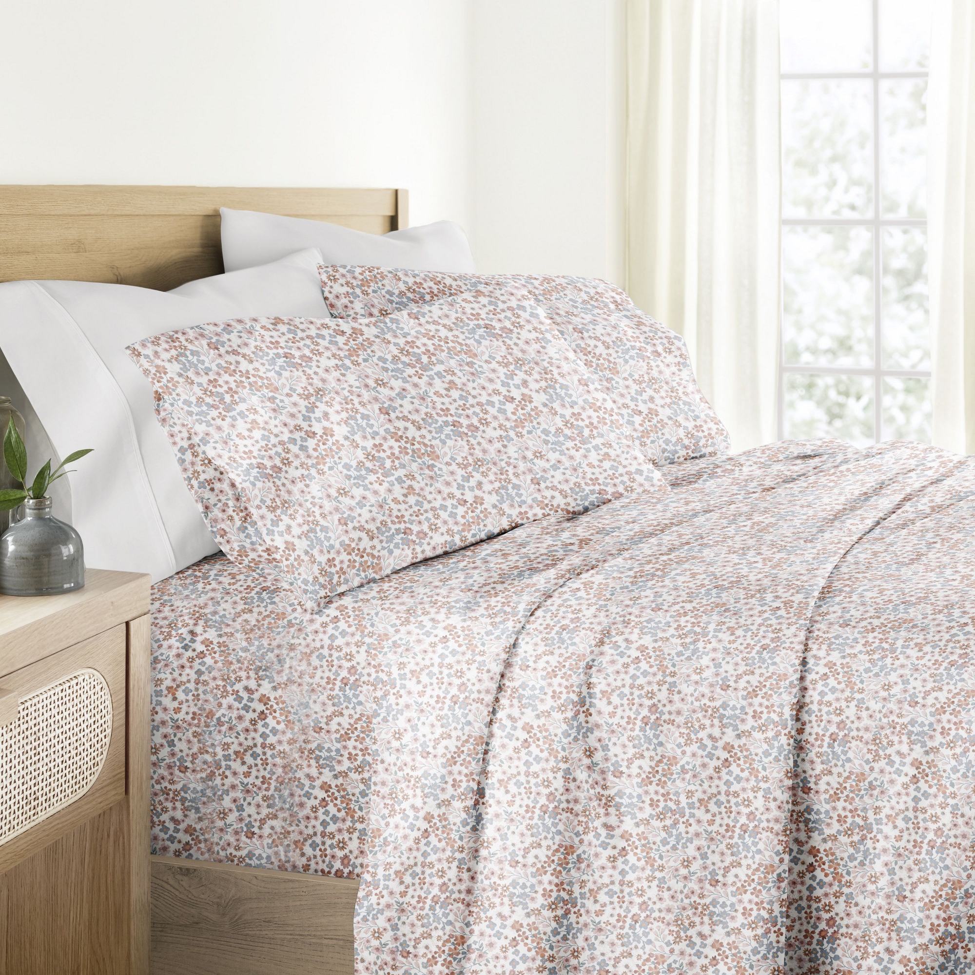 Garden Bloom Long Staple Cotton Sheet Set – 300 Thread Count, Washed & Brushed for Ultimate Comfort - Becky Cameron, Honey, California King